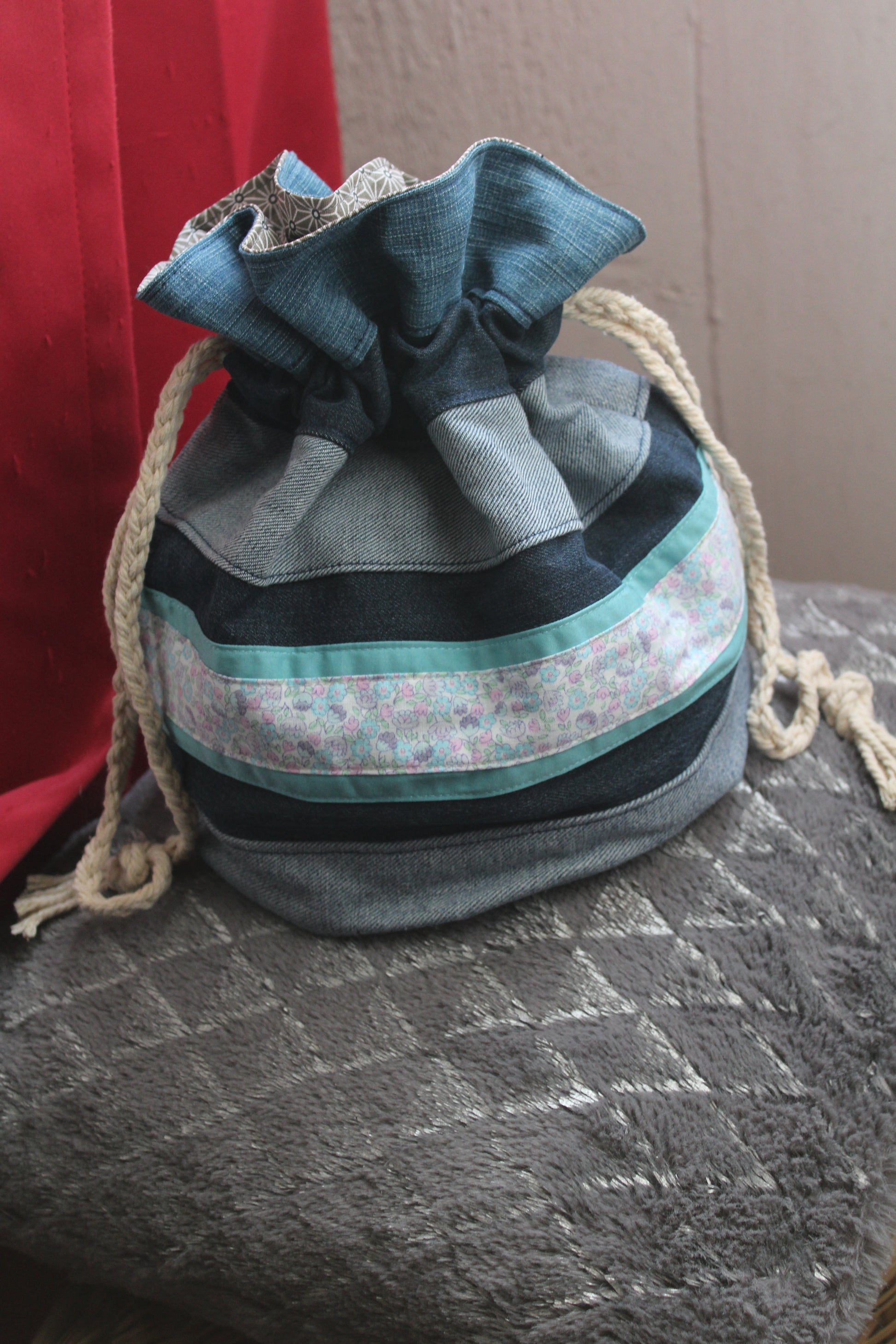 SAC FOURRE-TOUT TROUSSE DE TOILETTE INTERIEUR IMPERMEABLE FAIT MAIN EN BRETAGNE