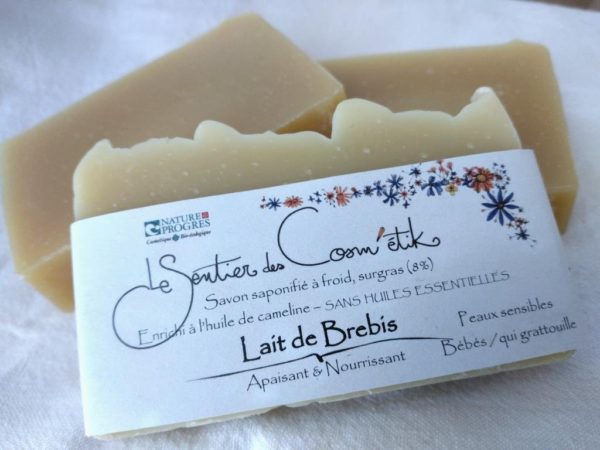 SAVON ARTISANAL PEAUX SENSIBLES SANS HUILES ESSENTIELLES Lait de brebis BIO FABRIQUE EN BRETAGNE
