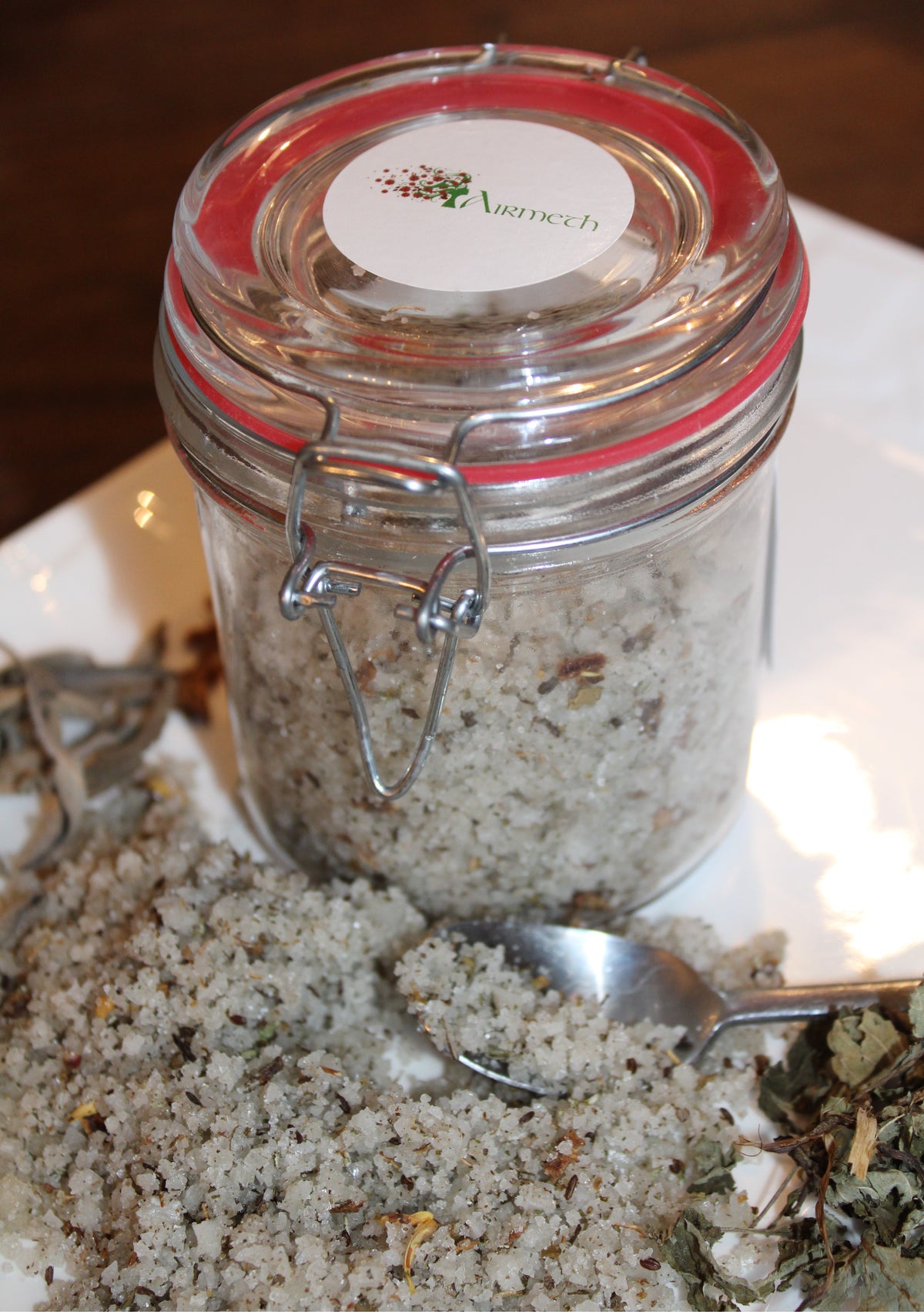 SEL GRIS DE NOIRMOUTIER AROMATISE AUX HERBES BRETONNES BIO - SPECIAL POISSONS et ses accompagnements